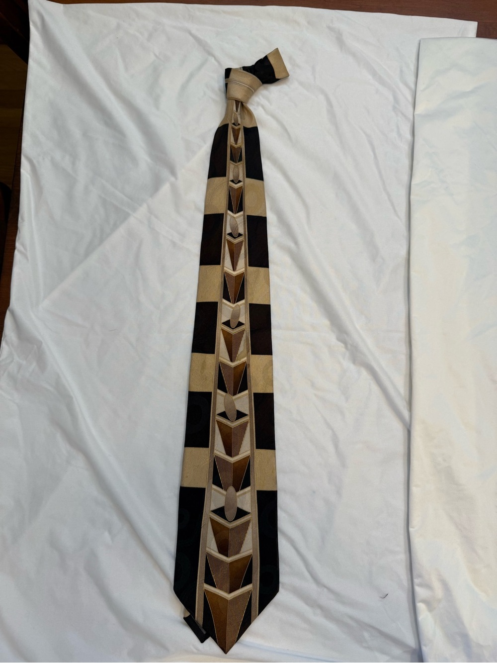 Carlo Palazzi Studio silk tie with black and beige geometric pattern #geometric